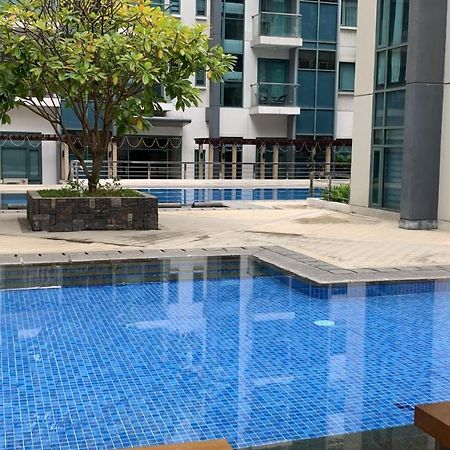One Palm Tree Villas Condominium - Studio Room With Balcony - Across Terminal 3 Manila Eksteriør billede