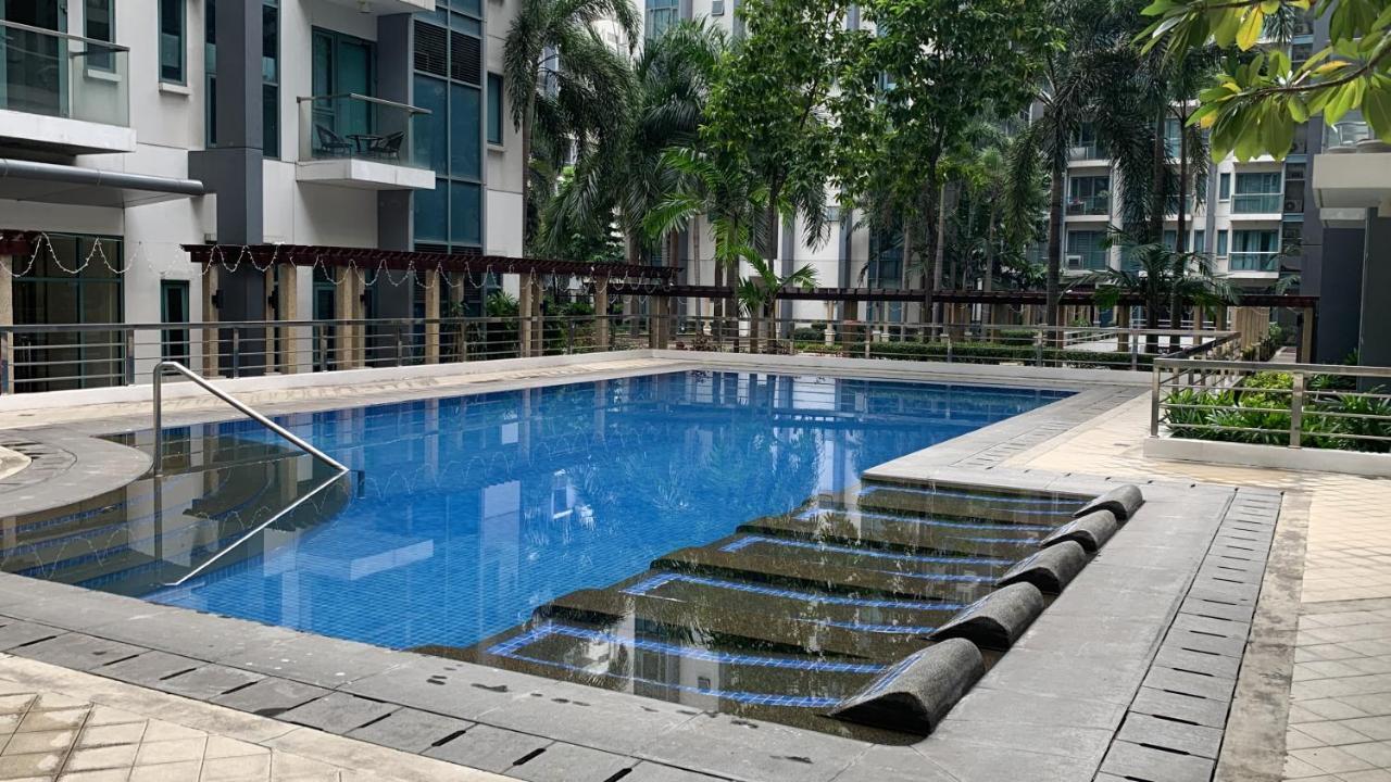 One Palm Tree Villas Condominium - Studio Room With Balcony - Across Terminal 3 Manila Eksteriør billede